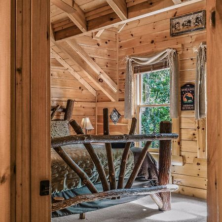 Mountain Spirit Cabin Waldens Creek Buitenkant foto
