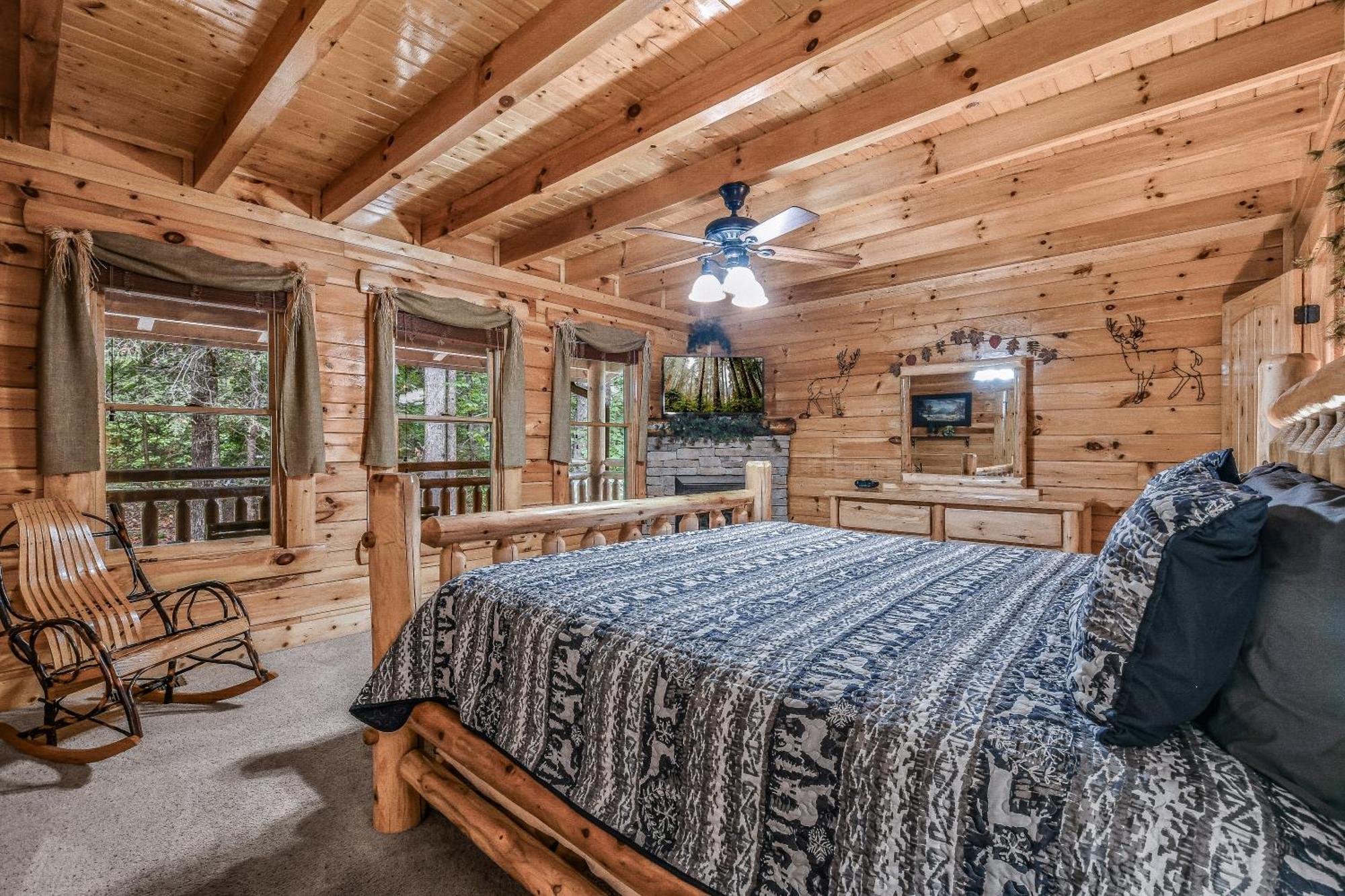 Mountain Spirit Cabin Waldens Creek Buitenkant foto